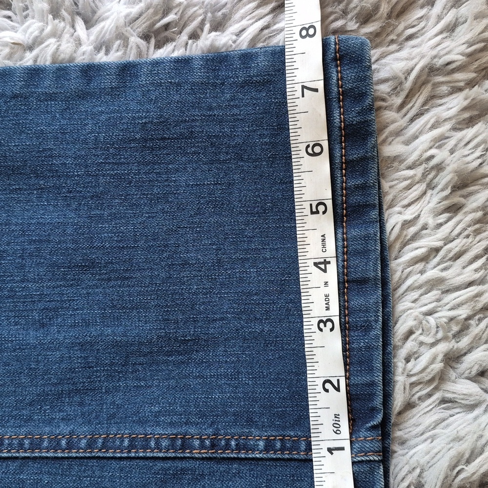 Faded‎ Glory Classic Blue Denim Jeans Woman's Size 10 Ultimate Boot BoxE - Picture 8 of 10